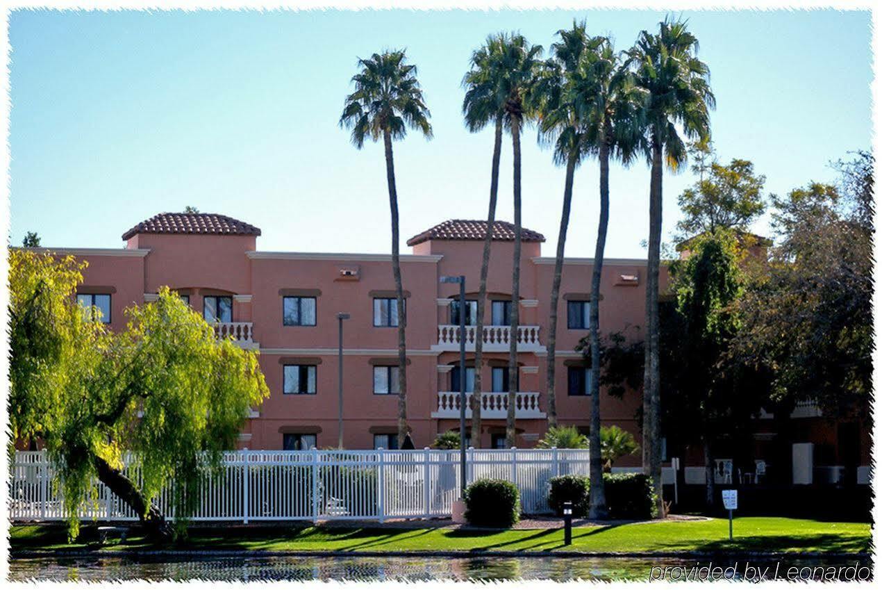 Windmill Suites Surprise - Phoenix, Ascend Hotel Collection Exterior photo