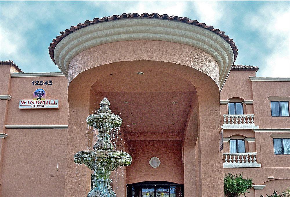 Windmill Suites Surprise - Phoenix, Ascend Hotel Collection Exterior photo